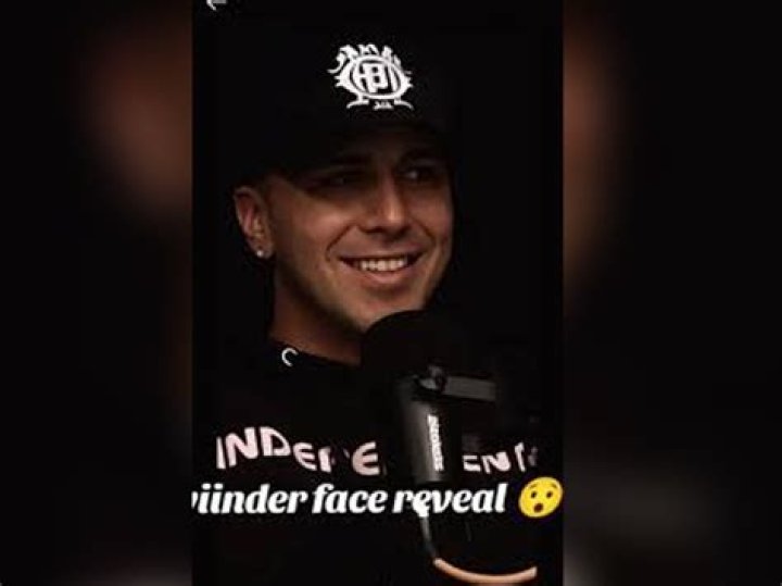 Who is D3NNI? Face Reveal And Real Name