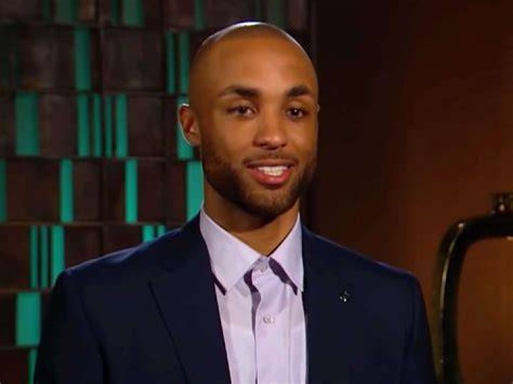 Who is Joe Coleman on The Bachelorette, Michelles season? Wed 20 October 2021 10:35 Celin ·