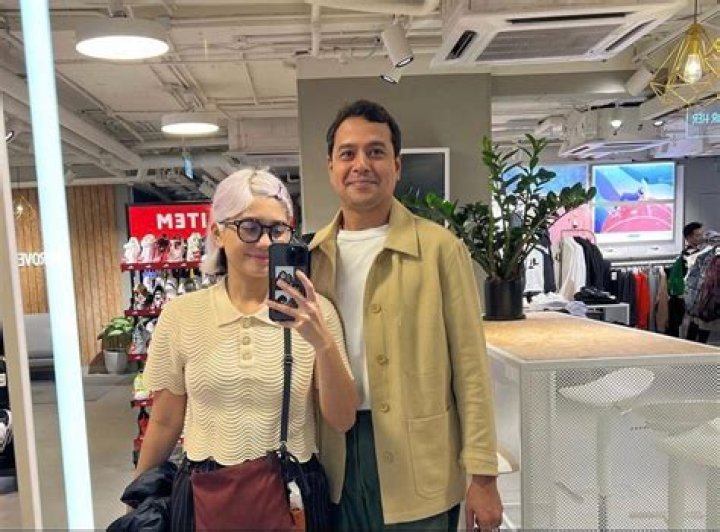 Who is John Lloyd Cruz Dating Now ·