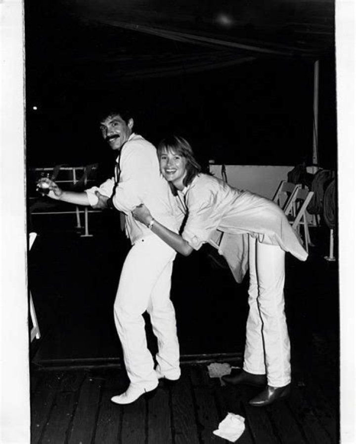 Who is John Oates' first wife Nancy Hunter?
