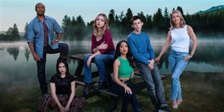 Who Is Sadie Stanley? 'Cruel Summer' Season 2 Star Facts