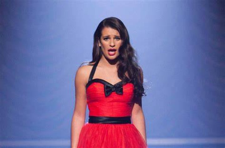 Who plays Dakota on Glee? Celebrity.fm #1 Official Stars, Business & People Network, Wiki, S
