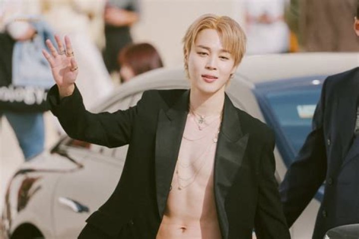 Will BTS Jimin be shirtless in his Weverse Magazine interview? Fans manifest 'Shirtless Bangtan'