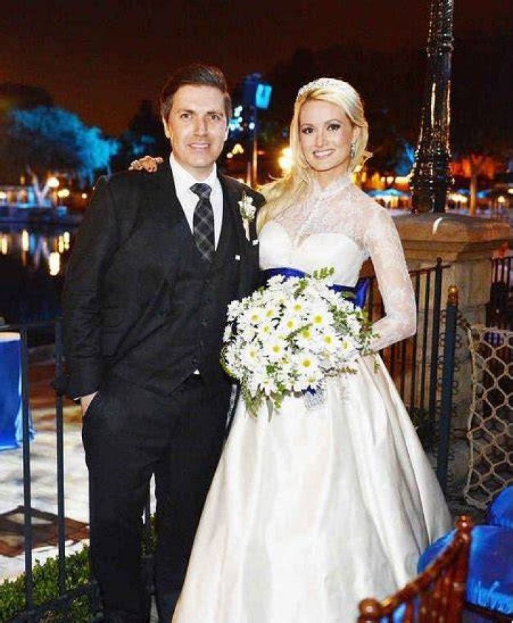 Zak Bagans And Holly Madison Are Seperated! Know About Their Love Relationship